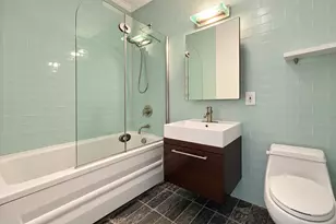 206 E 95th St, New York City, NY 10128 - Photo 11