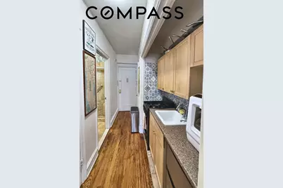 433 W 34th Street #4D, New York, NY 10001 - Photo 5