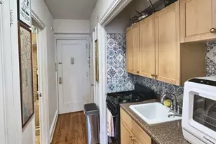 433 W 34th St., New York City, NY 10001 - Photo 7