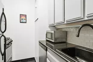 7 E 14th St, New York City, NY 10003 - Photo 5