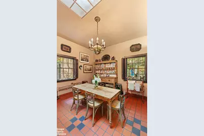 203 Prince Street, New York City, NY 10012 - Photo 9
