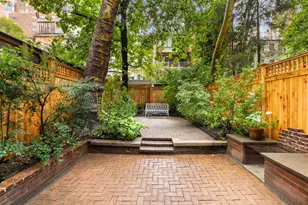 217 E 61st St, New York City, NY 10065 - Photo 17