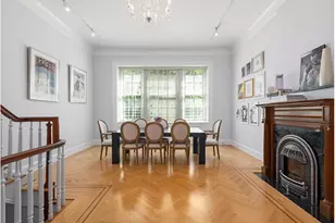 217 E 61st St, New York City, NY 10065 - Photo 5
