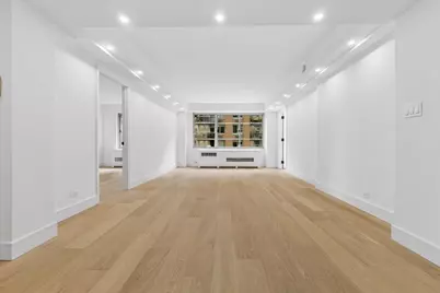 225 E 46th Street #10DE, New York, NY 10017 - Photo 3