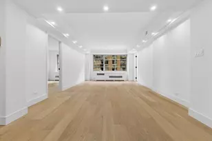 225 E 46th St, New York, NY 10017 - Photo 3