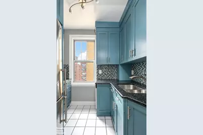 2 Horatio Street #16L, New York, NY 10014 - Photo 5