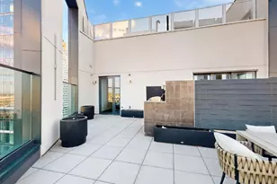 29-18 41st Ave, New York City, NY 11101 - Photo 11