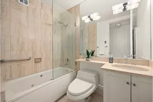 255 E 49th St, New York City, NY 10022 - Photo 9