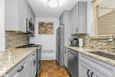 301 E 78th Street #14G, New York, NY 10075 - Photo 5