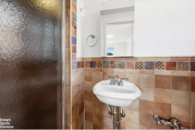 640 W 231st Street #5H, Bronx, NY 10463 - Photo 9