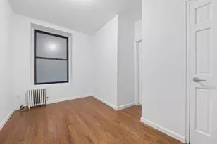 102 W 80th St, New York City, NY 10024 - Photo 5