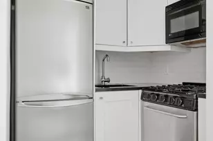 81 Irving Pl, New York City, NY 10003 - Photo 3