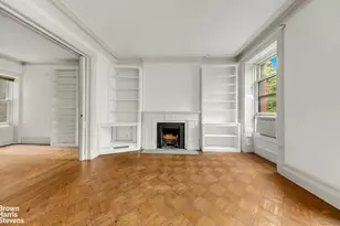 42 W 9th St, New York, NY 10011 - Photo 9