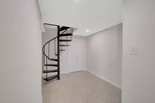 112 E 45th St, New York City, NY 11203 - Photo 17