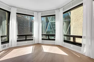 301 W 57th St, New York City, NY 10019 - Photo 11