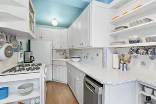 333 E 53rd St, New York, NY 10022 - Photo 3