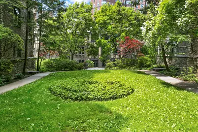 116 Pinehurst Avenue #G54, New York City, NY 10033 - Photo 11