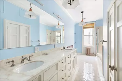 129 E 17th Street #3, New York, NY 10003 - Photo 13