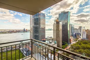 330 E 39th St, New York City, NY 10016 - Photo 3