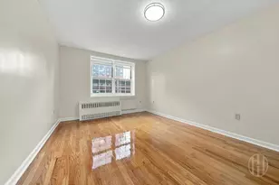 88-25 153rd St, New York City, NY 11432 - Photo 3
