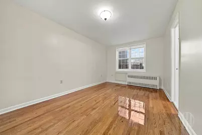 88-25 153rd Street #1C, New York City, NY 11432 - Photo 5
