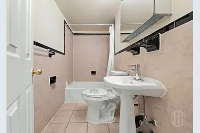 88-25 153rd Street #1C, New York City, NY 11432 - Photo 9