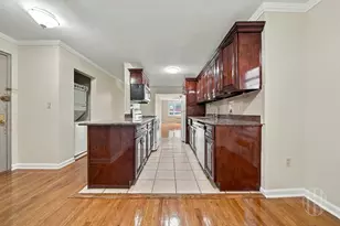 88-25 153rd St, New York City, NY 11432 - Photo 7