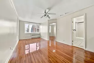 88-25 153rd St, Jamaica, NY 11432 - Photo 1