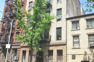 161 W 10th St, New York City, NY 10014 - Photo 19