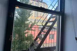 161 W 10th St, New York City, NY 10014 - Photo 9