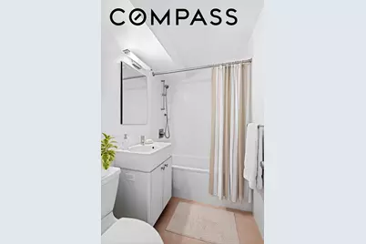 130 E 63rd Street #5B, New York City, NY 10065 - Photo 5