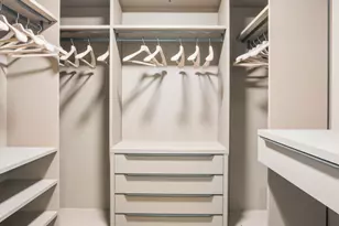 303 Park Ave, New York City, NY 10022 - Photo 9