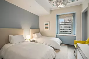 303 Park Ave, New York City, NY 10022 - Photo 3
