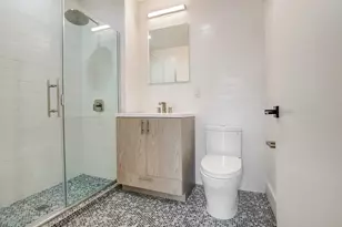 149 W 9th St, New York City, NY 11231 - Photo 7
