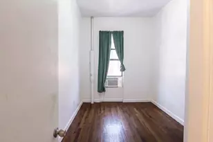 401 W 47th St, New York, NY 10036 - Photo 3