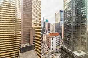 159 W 53rd St, New York, NY 10019 - Photo 3
