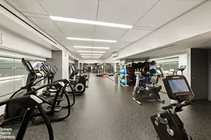 161 W 61st St, New York City, NY 10023 - Photo 17