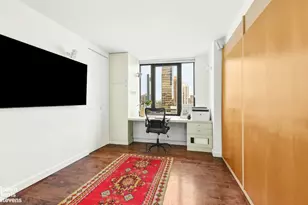161 W 61st St, New York City, NY 10023 - Photo 7