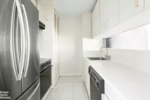 161 W 61st St, New York, NY 10023 - Photo 7