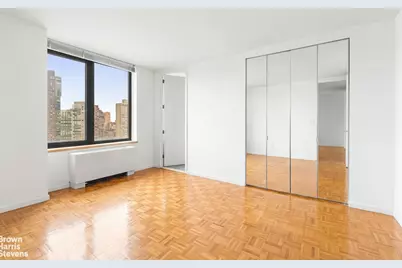 161 W 61st Street #22E, New York, NY 10023 - Photo 9