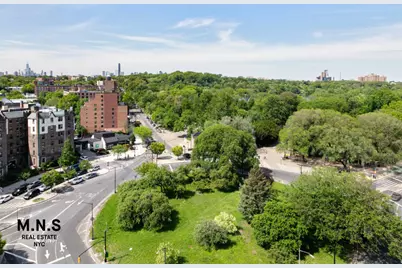 11 Ocean Parkway #703, New York City, NY 11218 - Photo 11