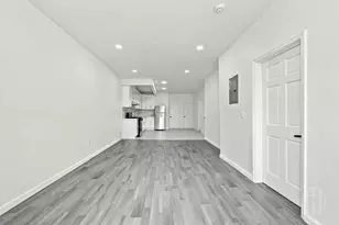 146-07 Jamaica Ave, Jamaica, NY 11435 - Photo 7