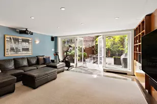 154 E 74th St, New York City, NY 10021 - Photo 11