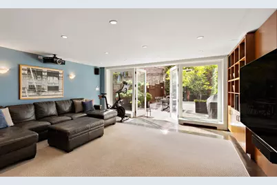 154 E 74th Street, New York City, NY 10021 - Photo 11