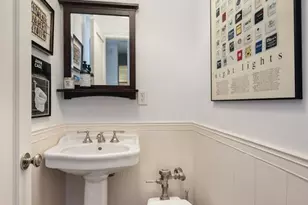 136 E 64th St, New York, NY 10065 - Photo 9