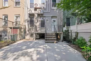 204 E 31st St, New York City, NY 11226 - Photo 19