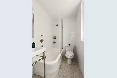 61 W 9th Street #5D, New York, NY 10011 - Photo 7