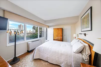 400 E 85th Street #PHA, New York, NY 10028 - Photo 5