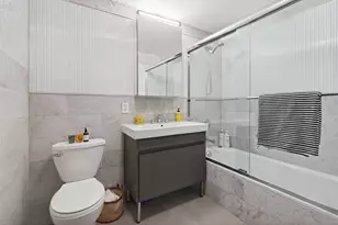 25 Monroe Pl, New York City, NY 11201 - Photo 5
