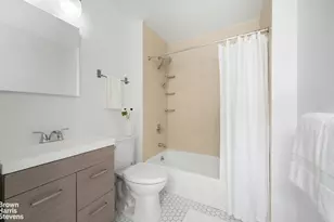 45 Charles St, New York City, NY 10014 - Photo 41